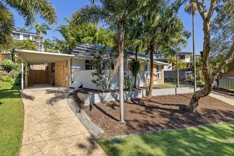 3 Exmouth Court, Elanora QLD 4221