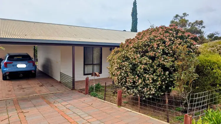 28 Poole Street, Murrayville VIC 3512