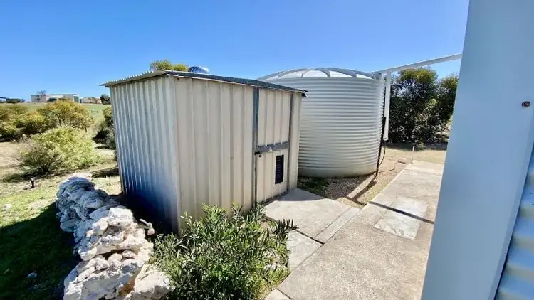 Fourth view of Homely house listing, 2 Meeinderry Drive, Perlubie SA 5680