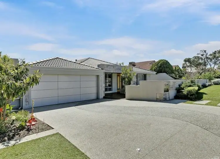 19 Friendly Way, Marangaroo WA 6064