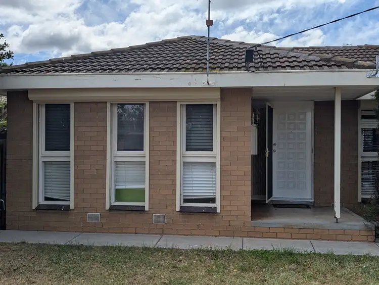 38 Kurrajong Crescent, Melton South VIC 3338