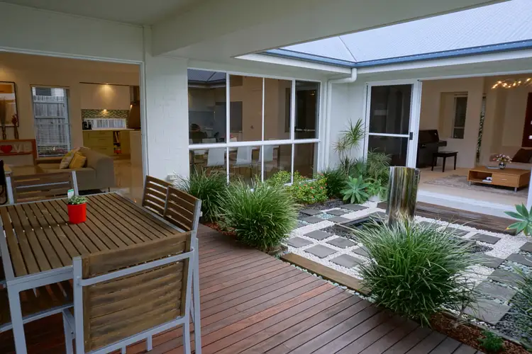 46 Edenbrooke Drive, Sinnamon Park QLD 4073