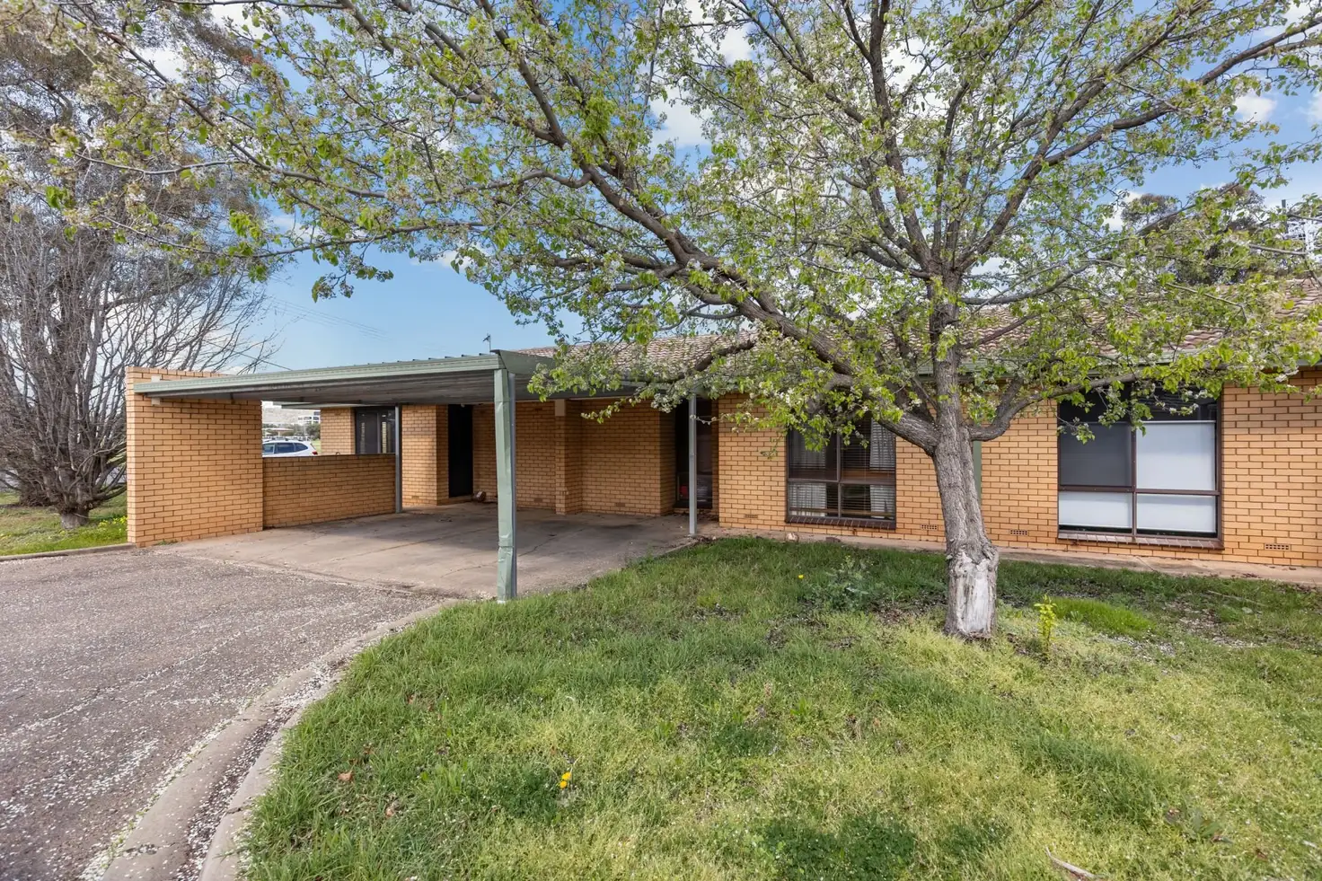 Main view of Homely unit listing, 2/22 West Parade, Wagga Wagga NSW 2650