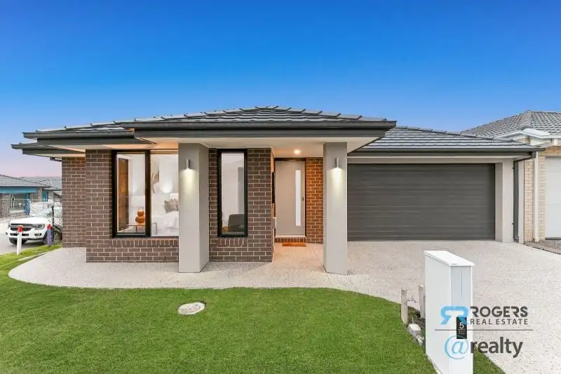 Main view of Homely house listing, 5 Native Rdge, Pakenham VIC 3810