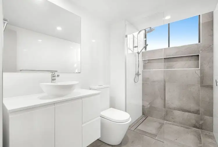 Fourth view of Homely apartment listing, 15/51 Emsworth Street, Wynnum QLD 4178