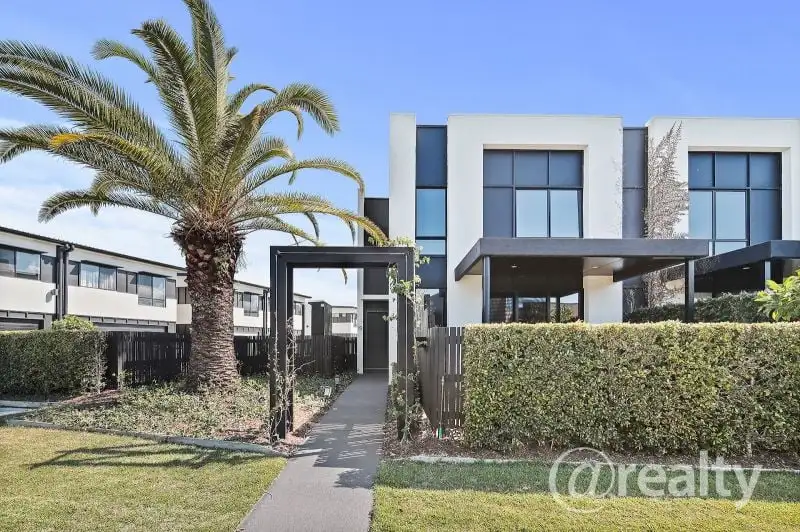 Main view of Homely townhouse listing, 19/1 Citron Crescent, Helensvale QLD 4212