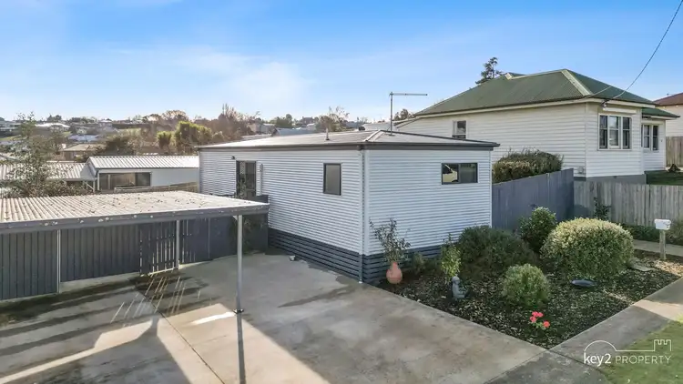 2/15 Moriarty Street, Deloraine TAS 7304