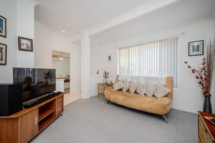 Sixth view of Homely house listing, 6 Dunlop Rise, Kinross WA 6028