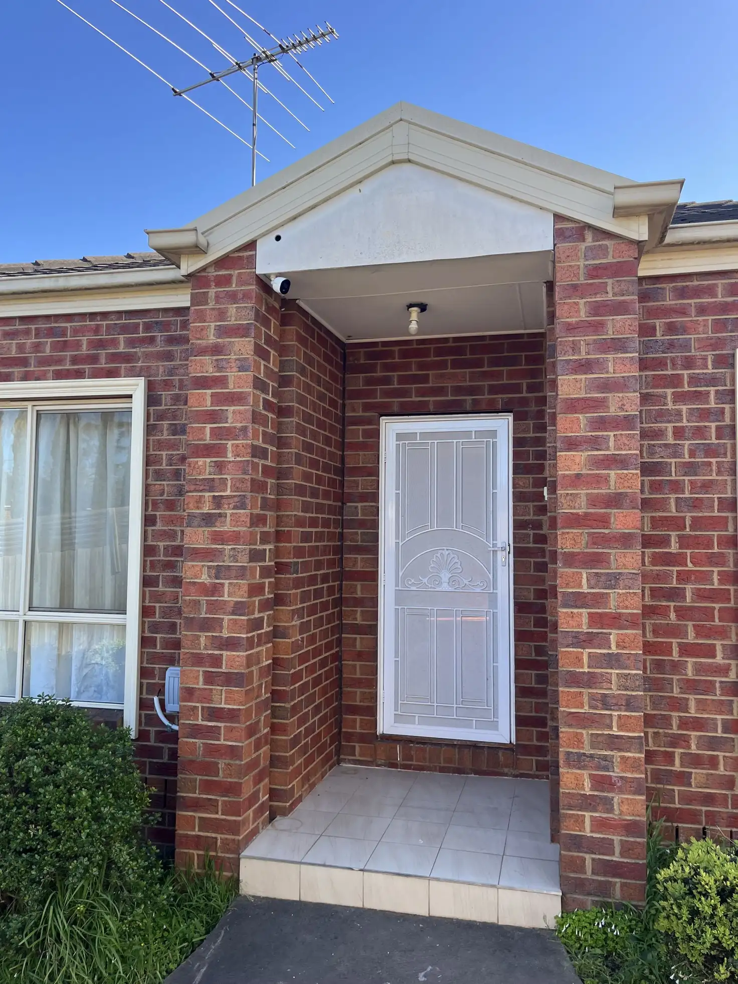 Main view of Homely unit listing, 2/5 Mantell Street, Doncaster East VIC 3109