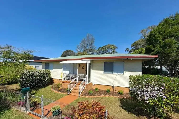 9 Nolan Street, Crows Nest QLD 4355