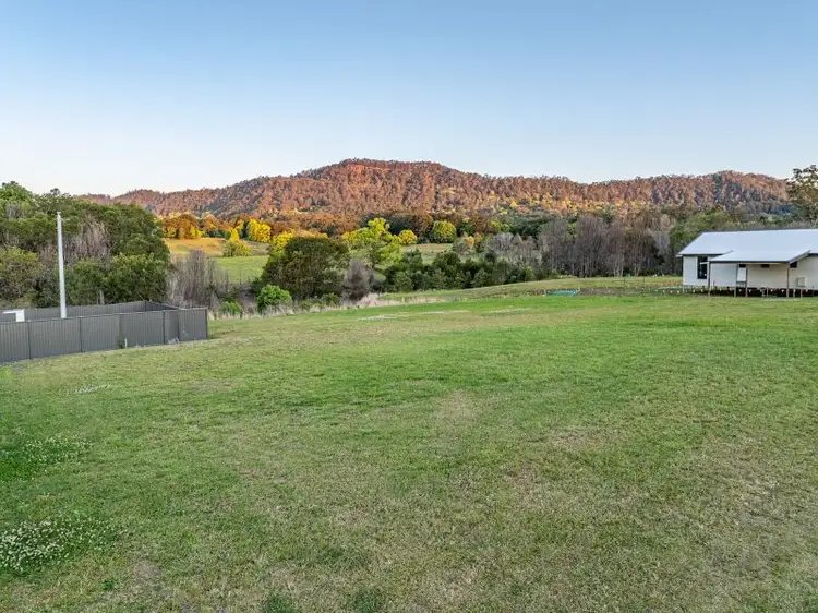 18 Hillside Drive, Nimbin NSW 2480