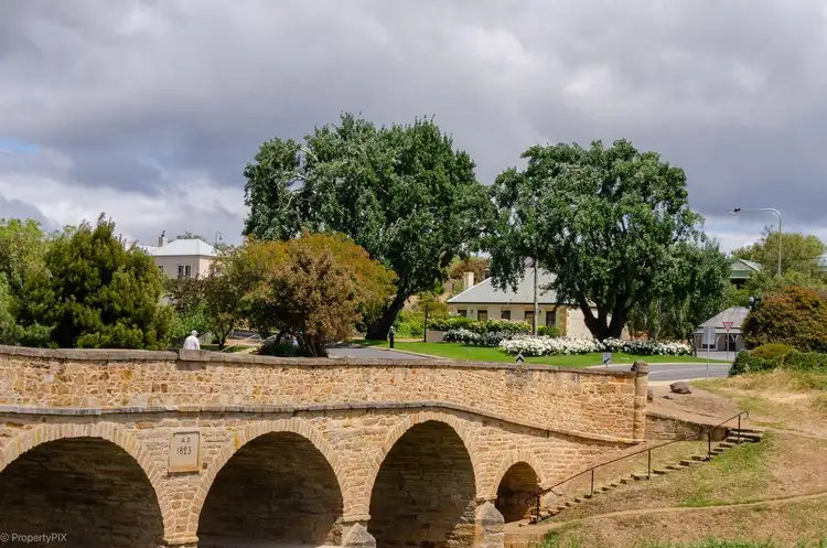 47a and 47b Bridge Street, Richmond TAS 7025