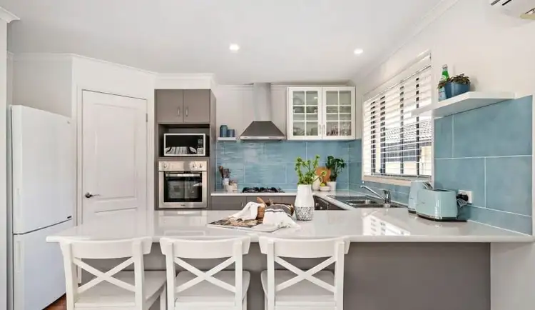 Second view of Homely house listing, 2 Parlah Close, Mount Hutton NSW 2290