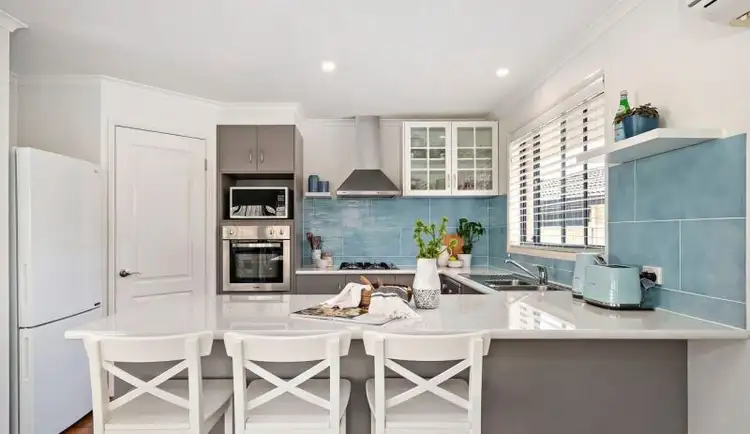 Second view of Homely house listing, 2 Parlah Close, Mount Hutton NSW 2290