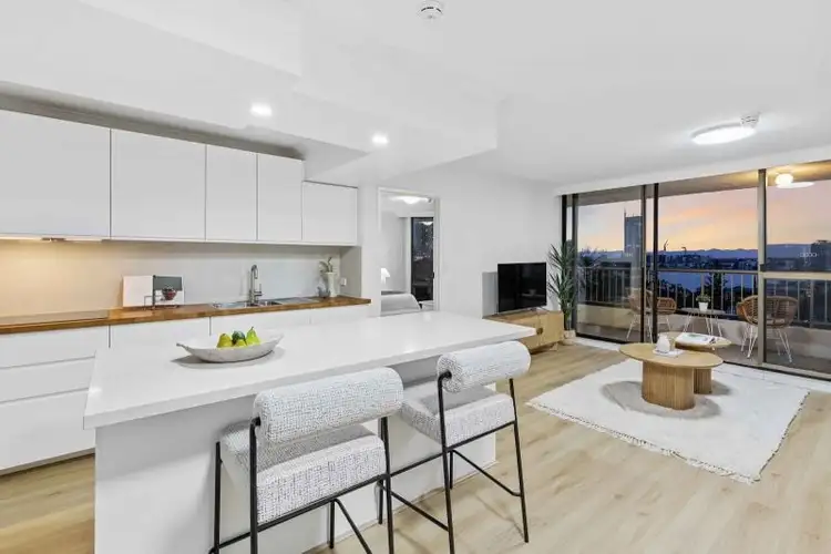 39/5 Admiralty Dr, Paradise Waters QLD 4217