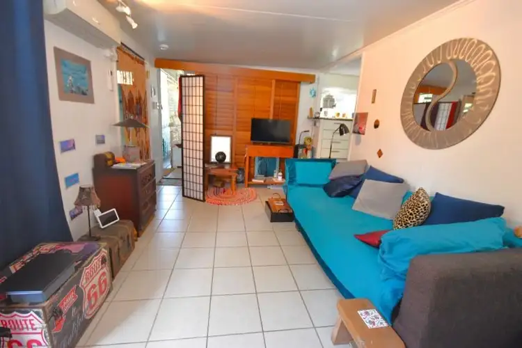 1 Beerburrum Street, Dicky Beach QLD 4551