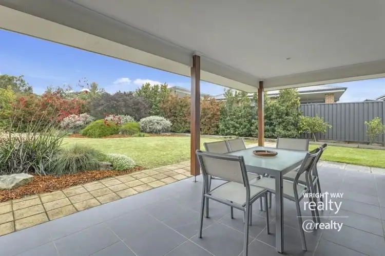 13 Trawler Street, Vincentia NSW 2540