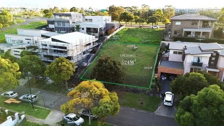 7 Dinron Close, Sunshine North VIC 3020