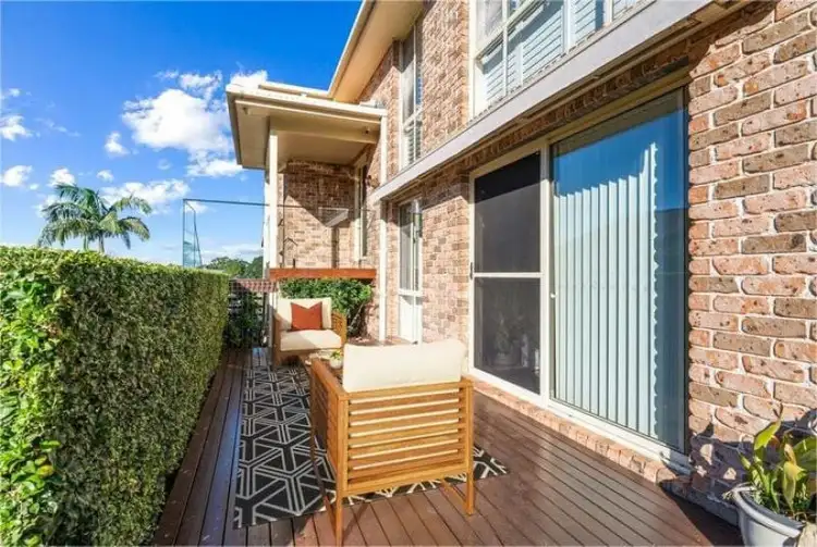 8a Arthur St, Dee Why NSW 2099