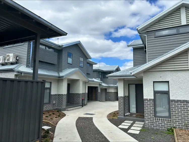 Third view of Homely townhouse listing, 2-4/151 Melbourne Ave, Glenroy VIC 3046