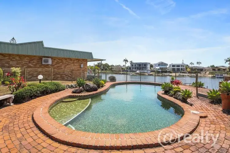 8/33 Hooker Boulevard, Broadbeach Waters QLD 4218