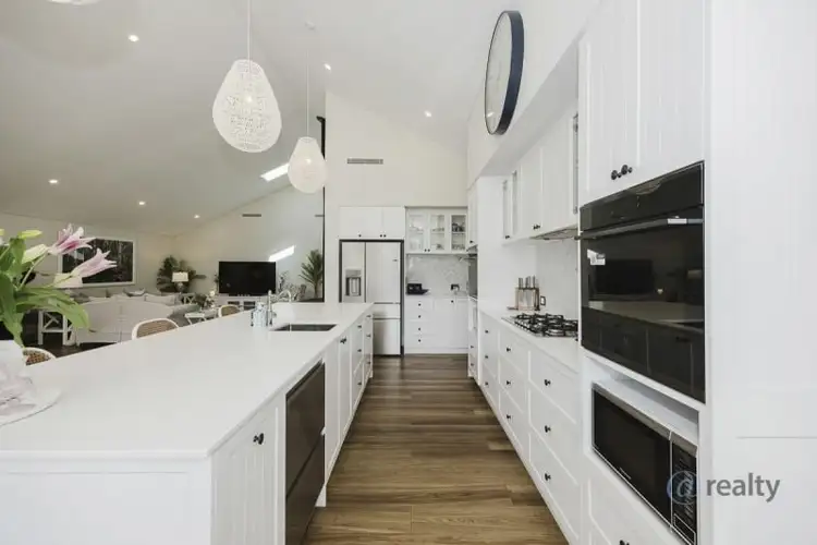 Fifth view of Homely house listing, 7 Observation Circle, Bedfordale WA 6112
