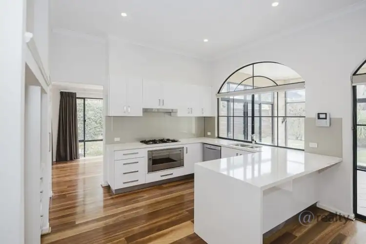 49 Urbahns Crescent, Bateman WA 6150