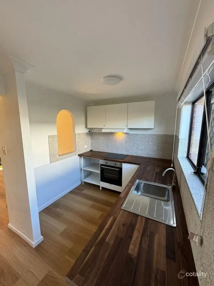 4/31 Defiance Road, Woodridge QLD 4114