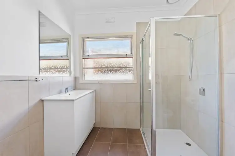 Sixth view of Homely house listing, 39 Erica Avenue, St Albans VIC 3021