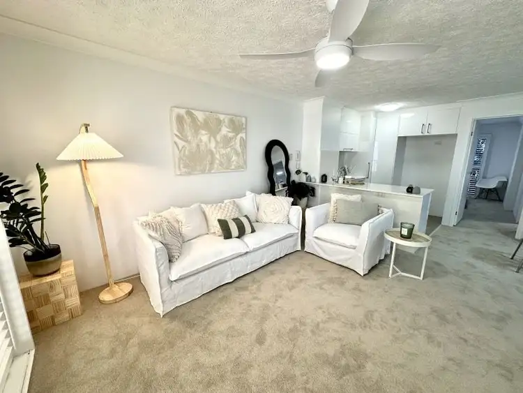 10/217 - 219 Scarborough Street, Southport QLD 4215