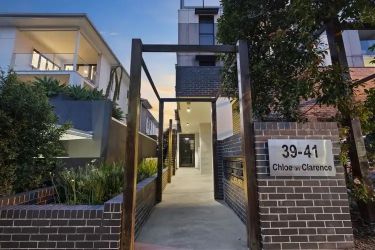 Fifth view of Homely apartment listing, 5/39-41 Clarence Road, Indooroopilly QLD 4068
