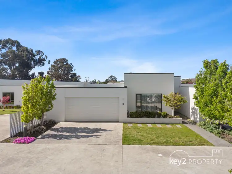 54 Landsborough Avenue