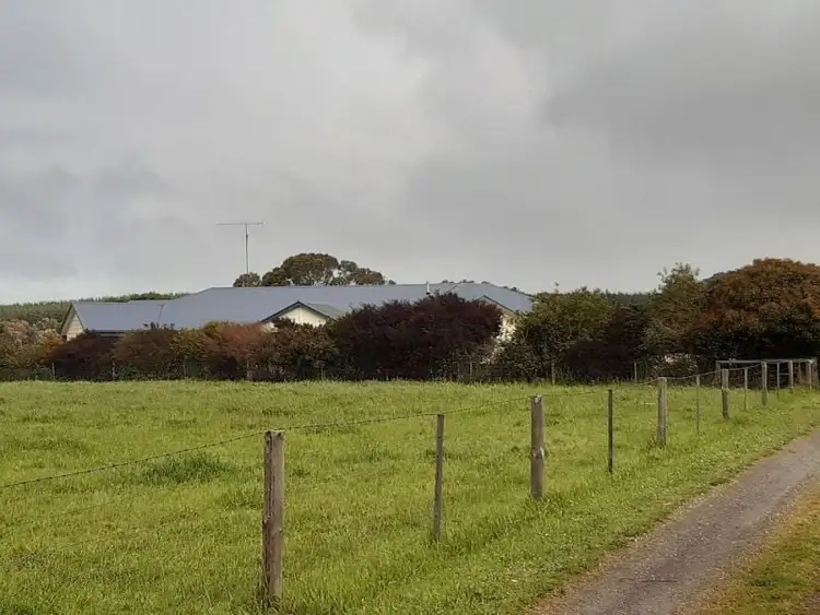 90 Whites Flat Road, Caveton SA 5291