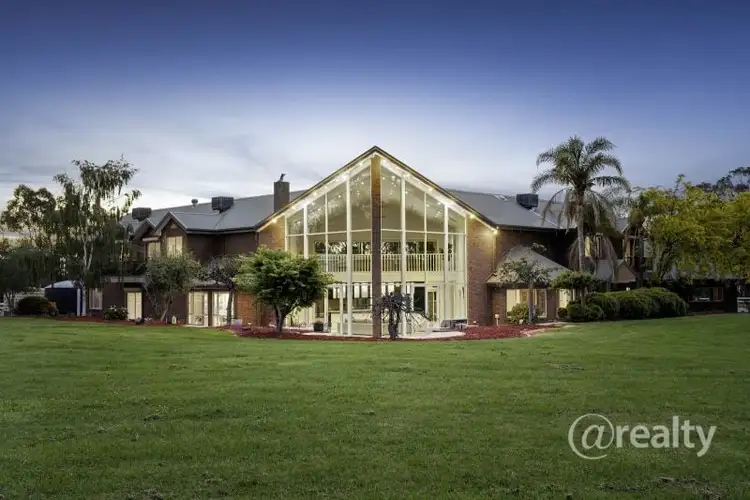 10 Jeanette Maree Court