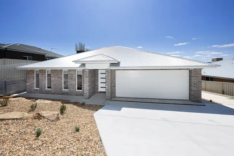 1/25 Clifton Street, Bourkelands NSW 2650