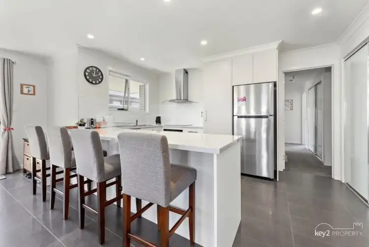 Fourth view of Homely unit listing, 2/16 Hortus Place, Newnham TAS 7248