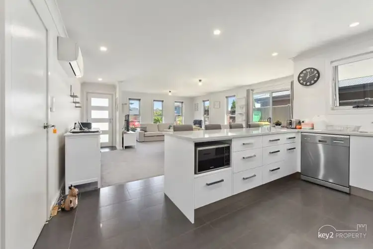 Sixth view of Homely unit listing, 2/16 Hortus Place, Newnham TAS 7248