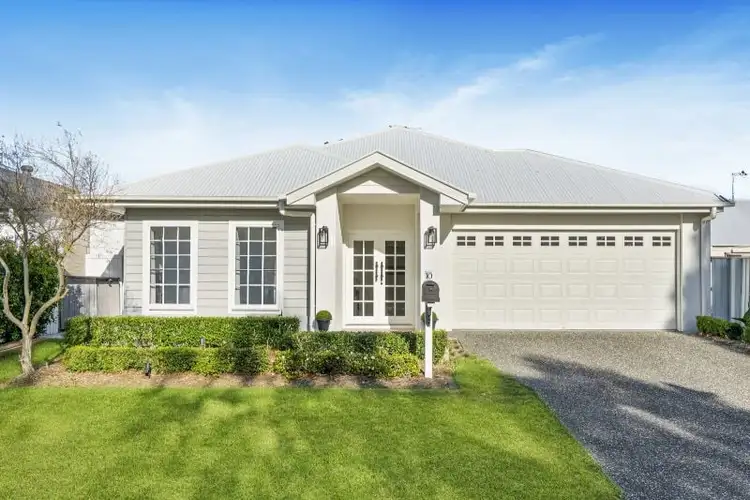 10 Morna Street, Newport QLD 4020