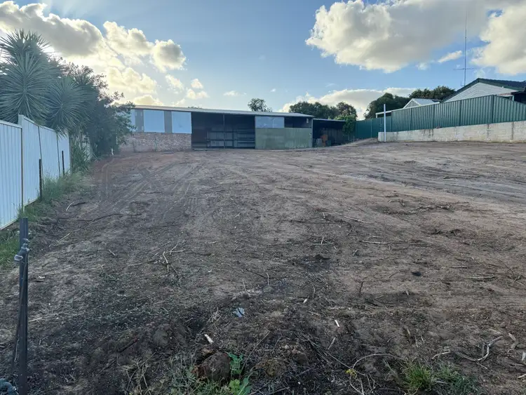 4 Chattamarra Place, Gingin WA 6503