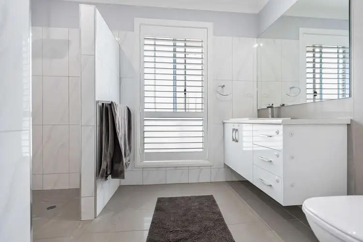 Sixth view of Homely house listing, 32 Messenger Avenue, Boorooma NSW 2650