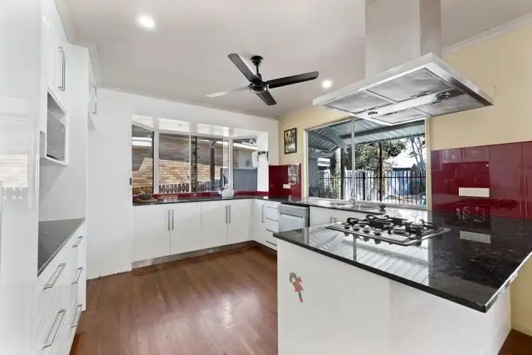 15 Pelican Street, Slade Point QLD 4740