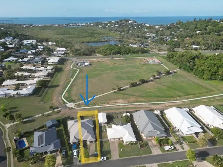 2/3 Collins Court, Eimeo QLD 4740