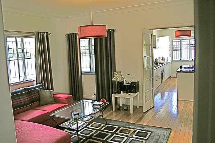 19 Nind St, Wavell Heights QLD 4012