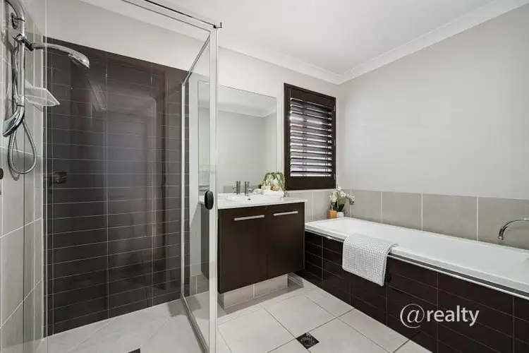 52 Moor Circuit, Warner QLD 4500