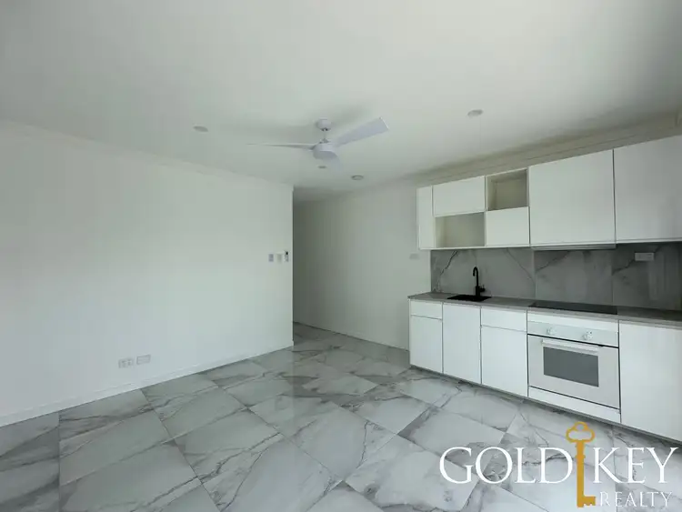 14A Lauretta Av, Springwood QLD 4127