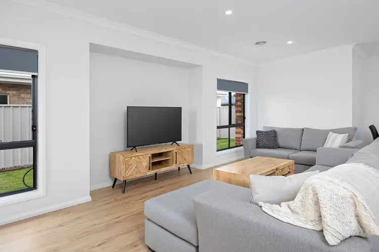 Fourth view of Homely house listing, 21 Dallas Avenue, Gobbagombalin NSW 2650