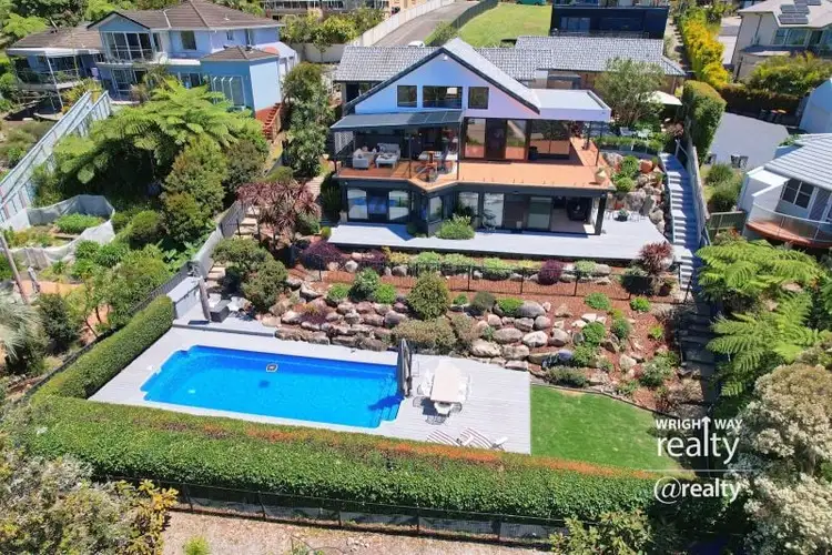 106 Waldegrave Crescent