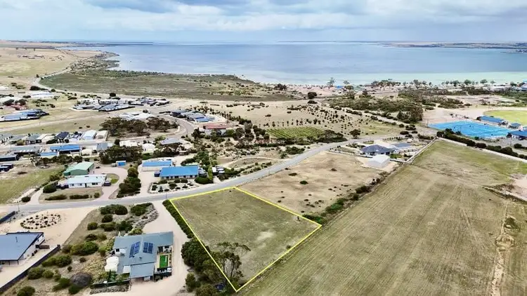 8 Anastasia Avenue, Streaky Bay SA 5680