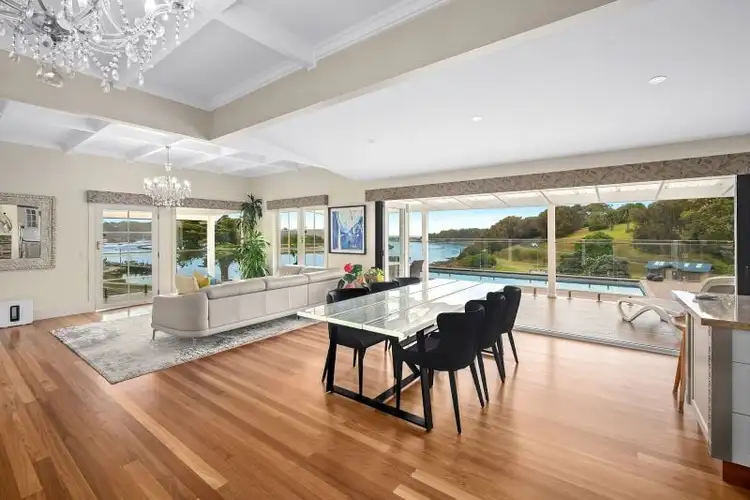 5 Noorooma Crescent, Narooma NSW 2546