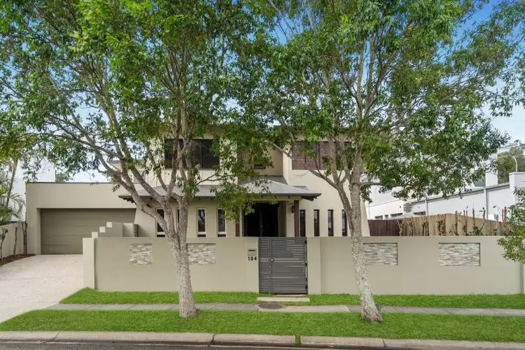 104 Compass Drive, Biggera Waters QLD 4216